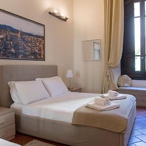 Camera con letto queen size